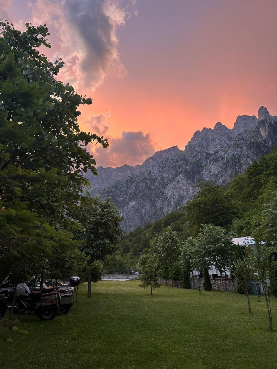 Valbona Relax Hotel Ngoại thất bức ảnh